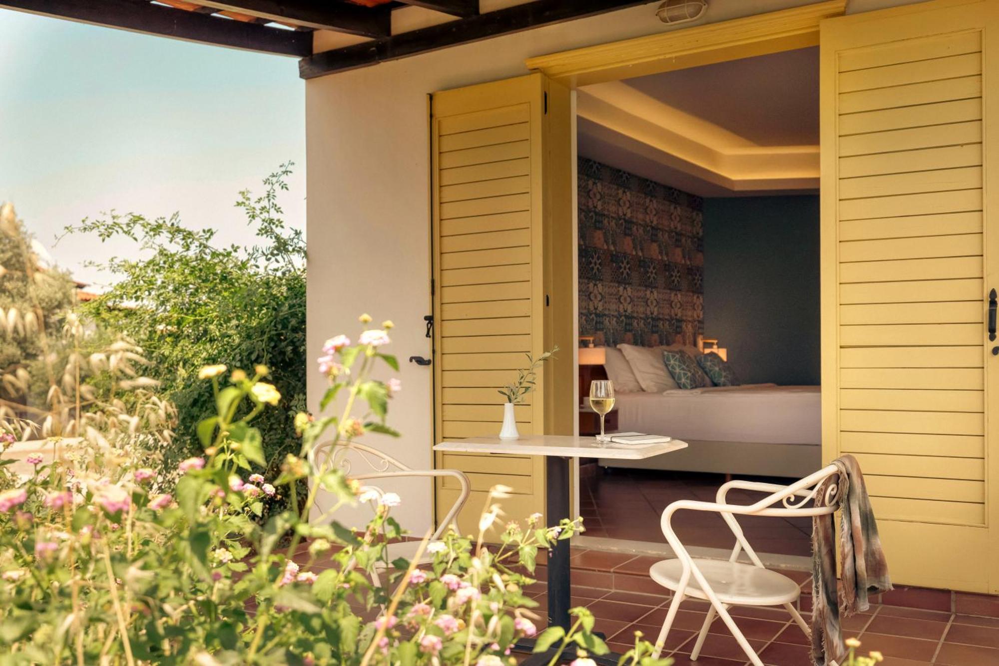 Harmony Bungalow Garden View,1743413206:JPEG